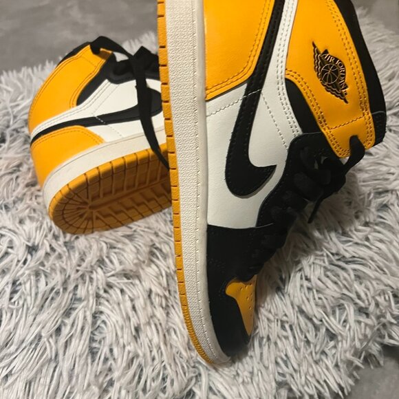 Nike Jordan 1 Retro High OG (PS)) - Picture 9 of 14